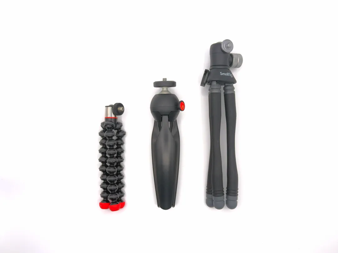 左から JOBY GorillaPod Magnetic 325、Manfrotto PIXI ミニ三脚、SmallRig BeautyPod。耐荷重が大きい分、サイズが大きい。