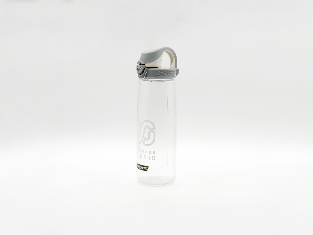 自然と水分摂取してしまう、使い勝手の良い Nalgene の OTF ボトル
