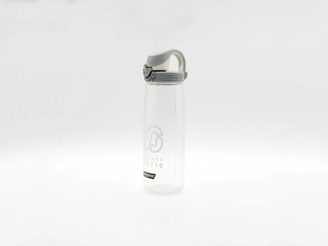 【レビュー】なぜか自然と水分補給してしまう。Nalgene OTF ボトル 650 ml は使い勝手のいい耐久性の高いボトル。