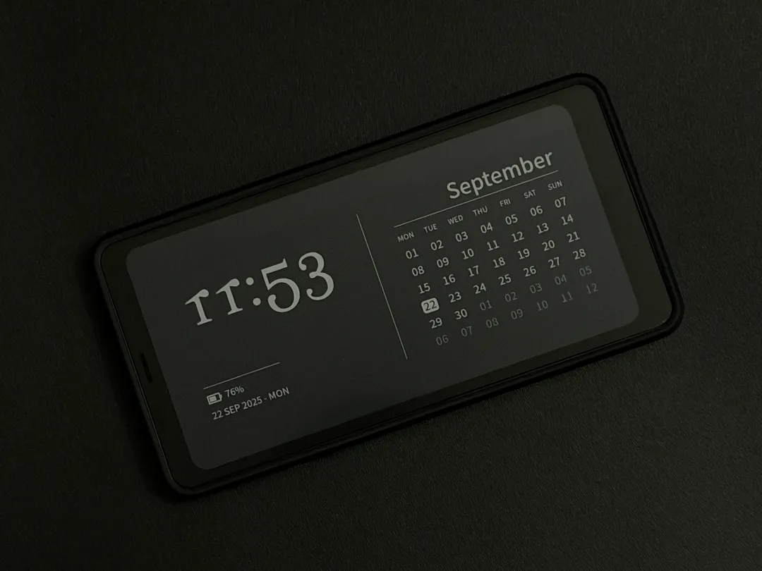 ほぼスマホな電子ペーパーデバイス BOOX Palma