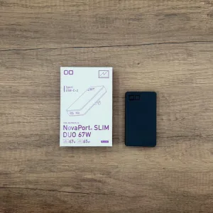CIO NovaPort SLIM DUO 67 W のパッケージと充電器本体