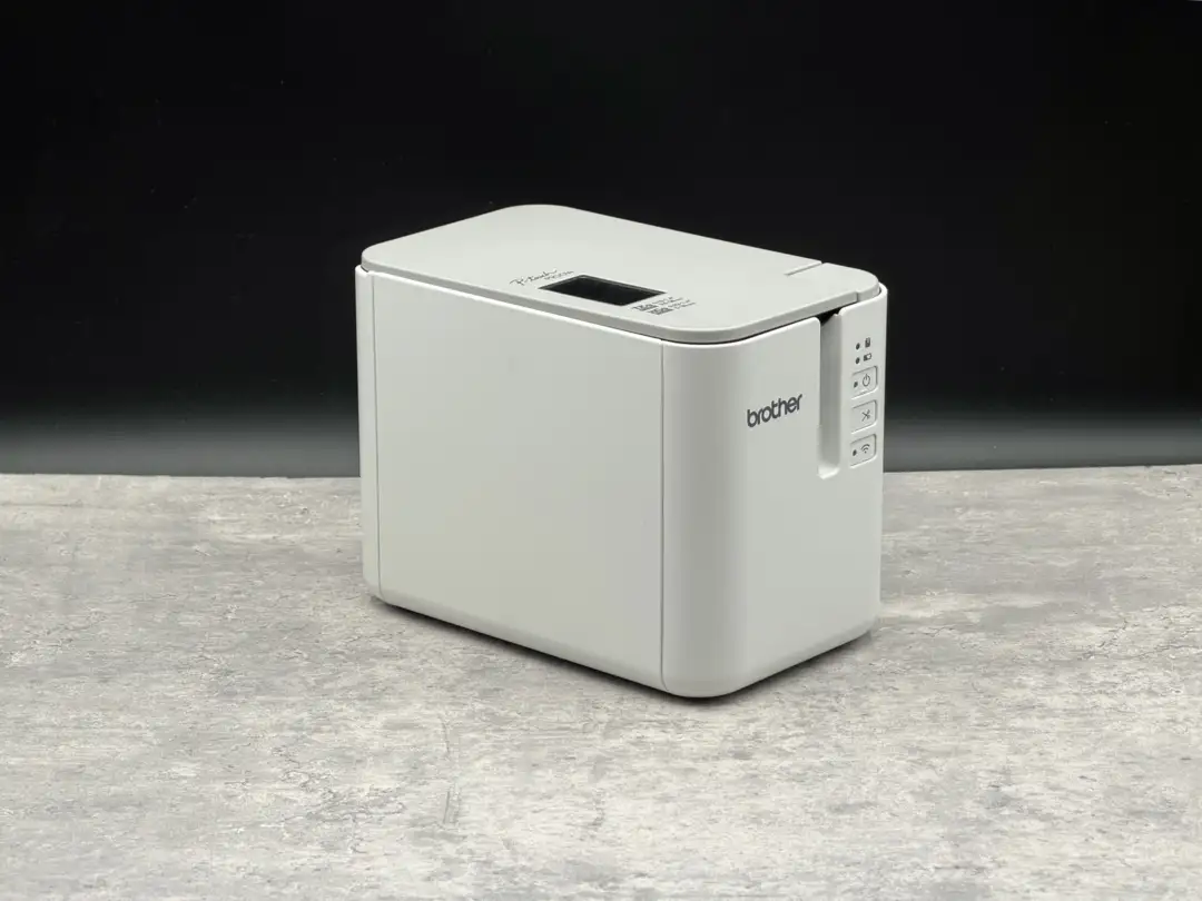 【レビュー】Brother の業務用（？）ラベルプリンター P-touch PT-P900W