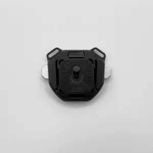 Peak Design のクイックリリースプレートにも対応している