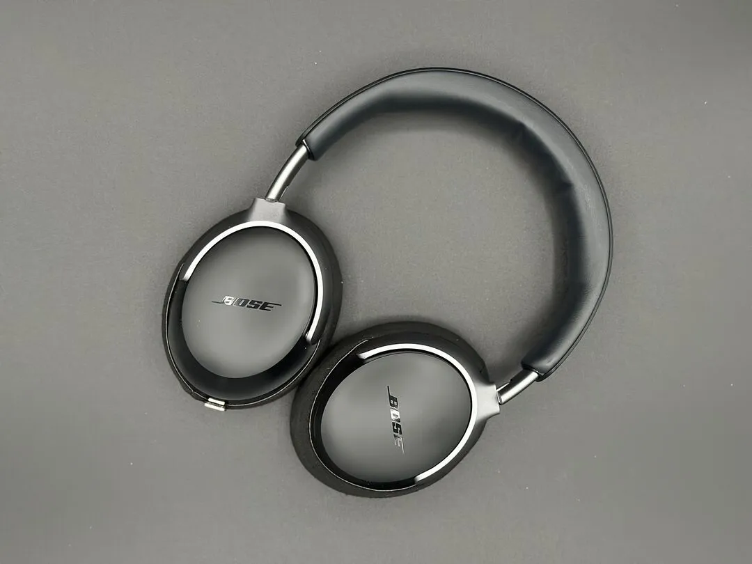 Bose QC Ultimate Headphones が充電できなくなり無償交換してもらった話