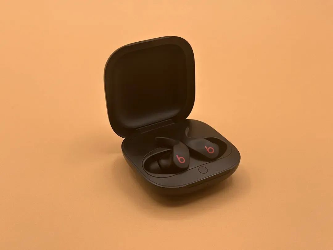 運動時のイヤホンに最適な Beats Fit Pro
