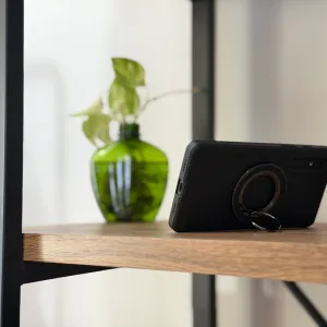 スマホ背面につけておき、必要な時にサッとスタンドとして使えて便利なスマホリング