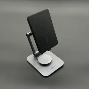 MagSafe スタンドに MagSafe 対応モバイルバッテリーを装着し、充電スタンド化