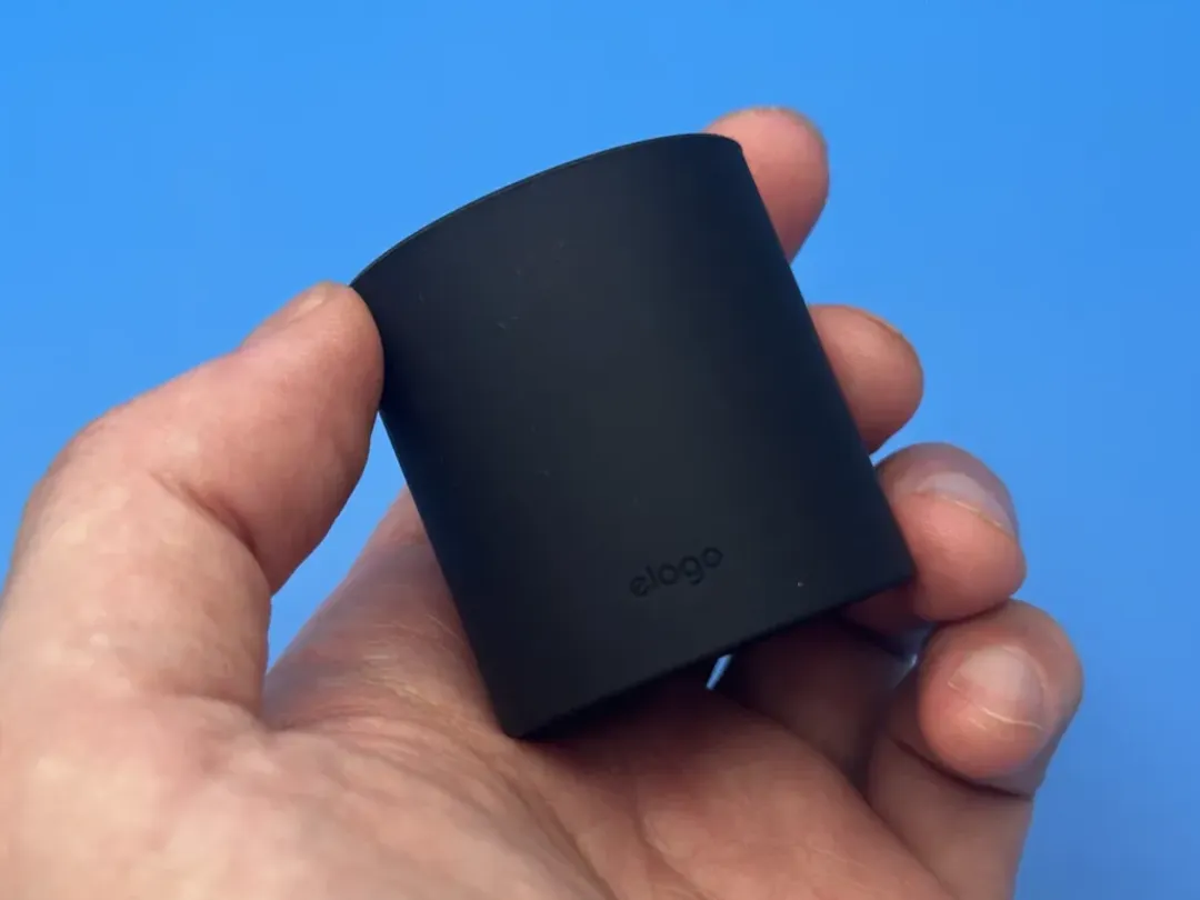 【レビュー】定位置を決めて紛失防止！ミニマルな見た目の『elago Apple Pencil シリコンスタンド』