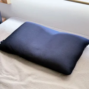 枕（カバー）の裏面は、表面とは作りが違う