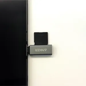 タブレットを横向きで使うと、ロゴは逆さま、カードは裏向き（なぜ？）