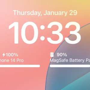 ロック画面にもモバイルバッテリーの残量表示が可能