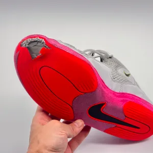 爪先付近が破れてしまった Nike Inflict SE