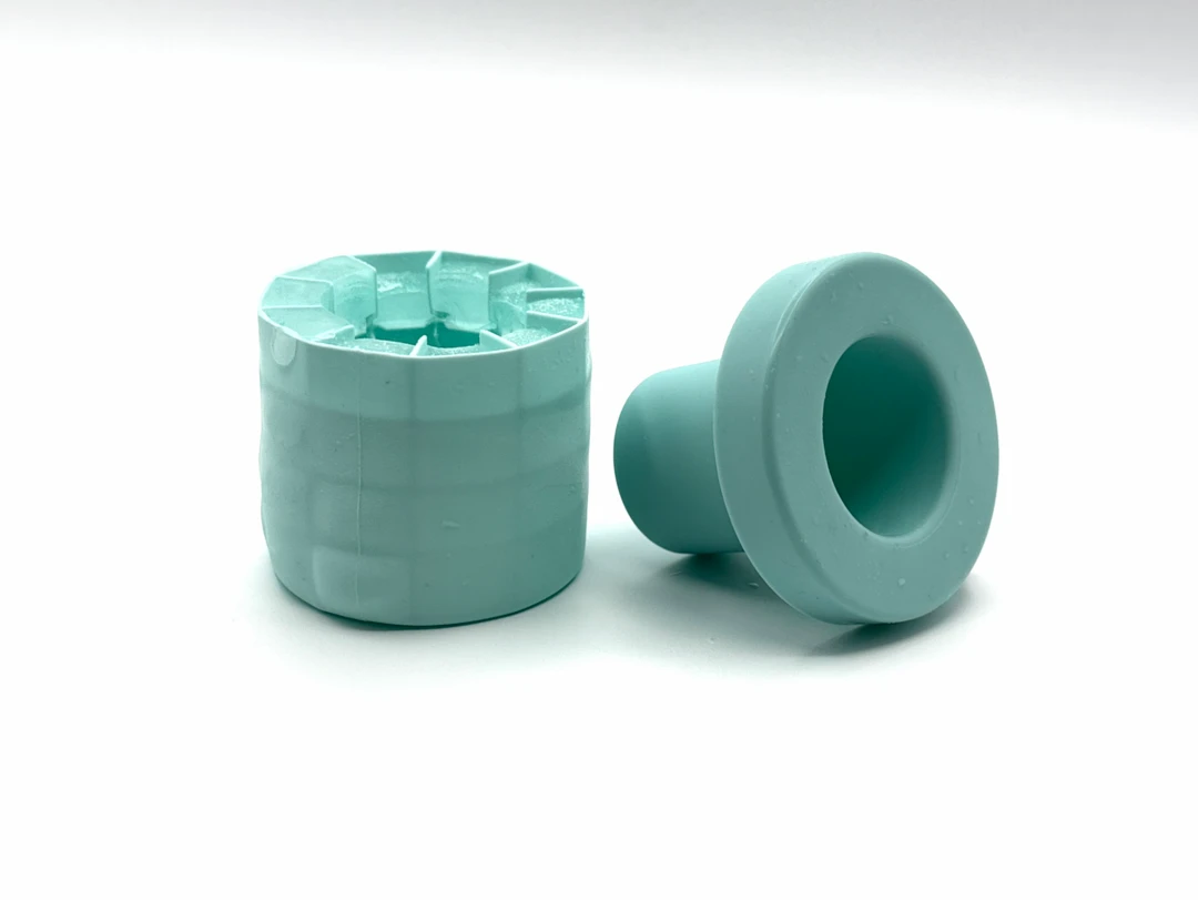 【レビュー】やっと買えた！セリアの『クラッシュアイス風の氷が作れる製氷器』で製氷皿の運用難点を解消し、冷凍庫に常に適量の新鮮な氷を常備する。