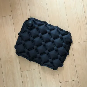 エアクッションを膨らませた様子