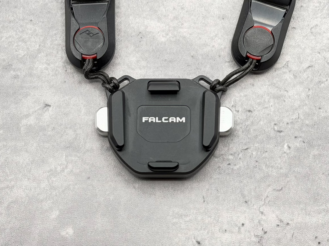 Ulanzi FALCAM F38 ショルダーストラップバックル用 V2 ベース 3141