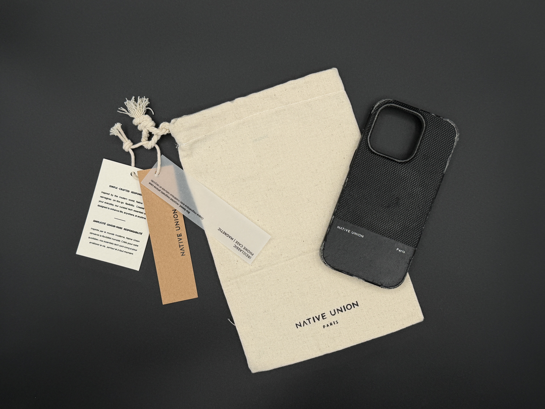 2 年半使った Native Union (Re)Classic Case と付属していたおしゃれな袋